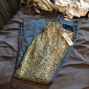 NWT CHICO’S JEANS